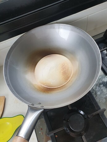 wok after being seasoned 