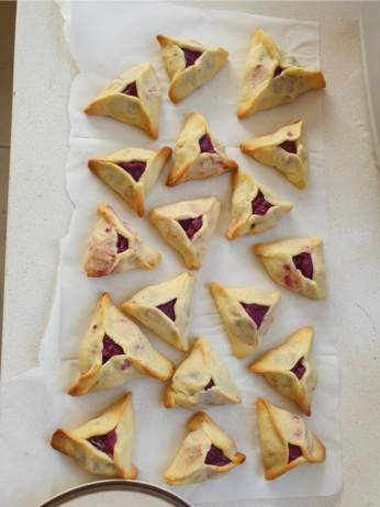 Hamantash filled with Ube